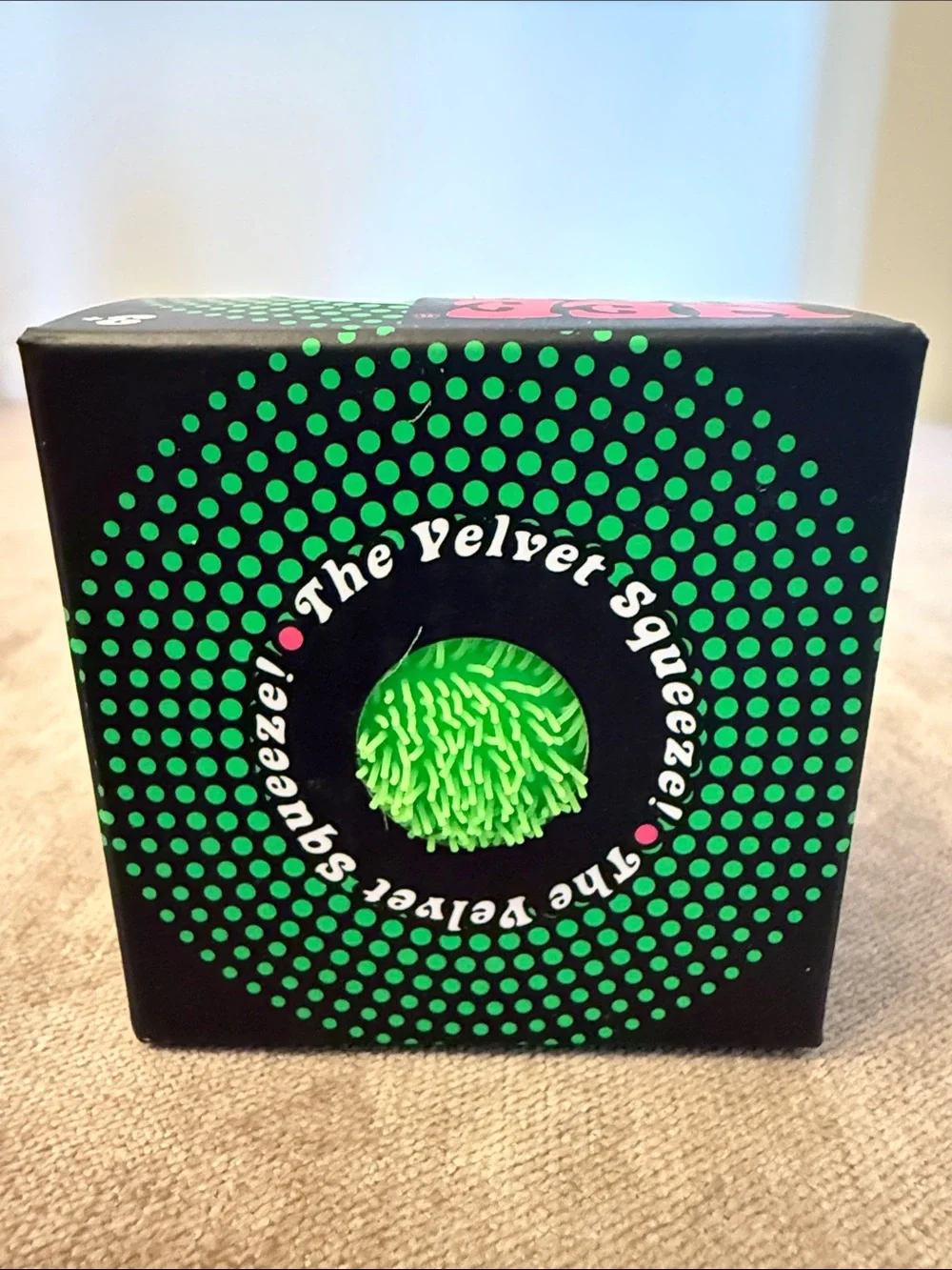 NeeDoh Fuzz Ball The Velvet Squeeze! - Green